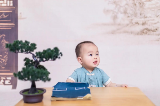 遵化市宝宝腿纹不对称怎么办